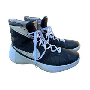 Nike Hyperdunk 2015 basketball shoes size 10 women's